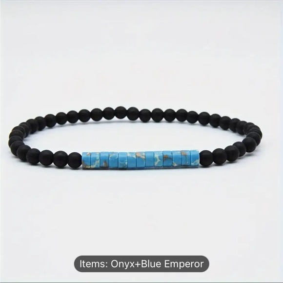 Minimalistic Bracelet set with Onyx and Emperor Blue - Picture 8 of 10